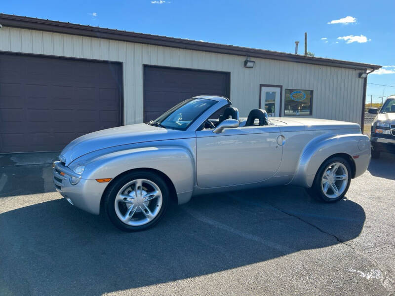 2004 Chevrolet SSR for sale at Ryans Auto Sales in Muncie IN