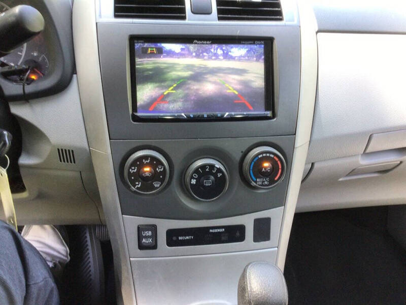 2013 Toyota Corolla LE