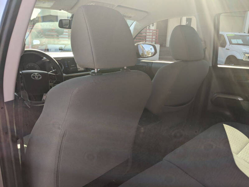 2019 Toyota Tacoma SR5 V6