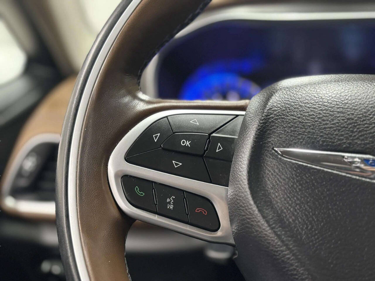 ChryslerPacifica53