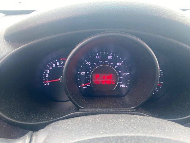 2016 Kia Soul +
