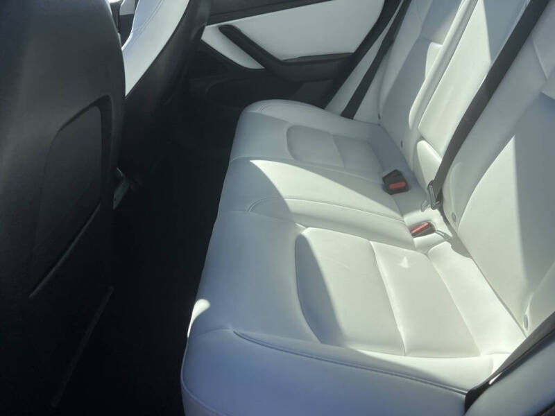 2020 Tesla Model 3 Long Range