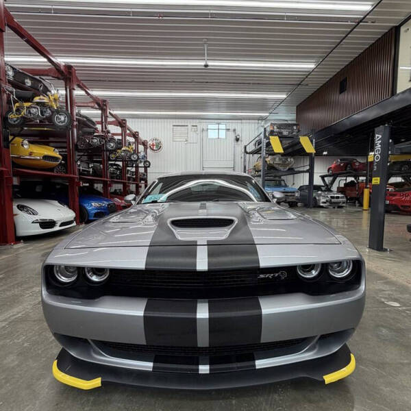 2016 Dodge Challenger SRT Hellcat