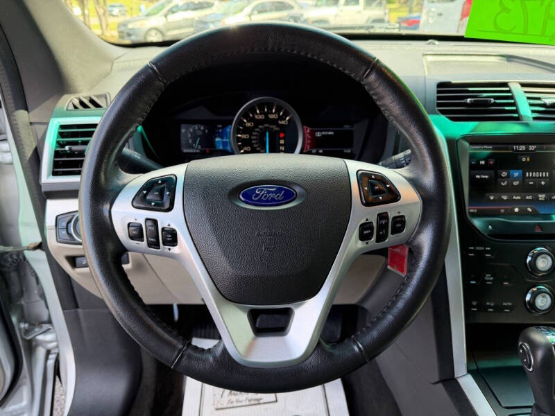 2012 Ford Explorer XLT