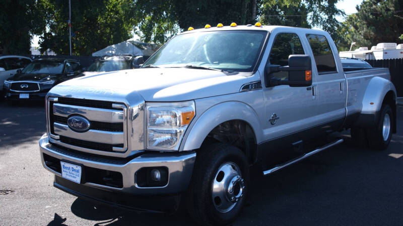 2014 Ford F-350 Super Duty Lariat photo 6