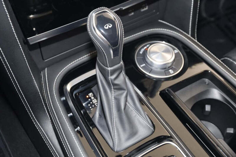 2023 Infiniti QX80 Premium Select