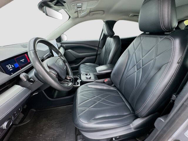 2021 Ford Mustang Mach-E Select
