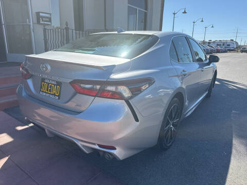 2022 Toyota Camry SE