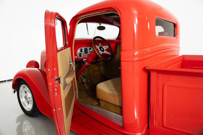 1937 Ford F-100