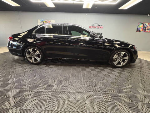 2019 Mercedes-Benz E-Class E 300