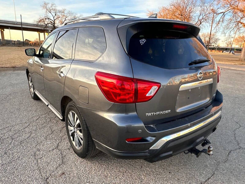 2019 Nissan Pathfinder S