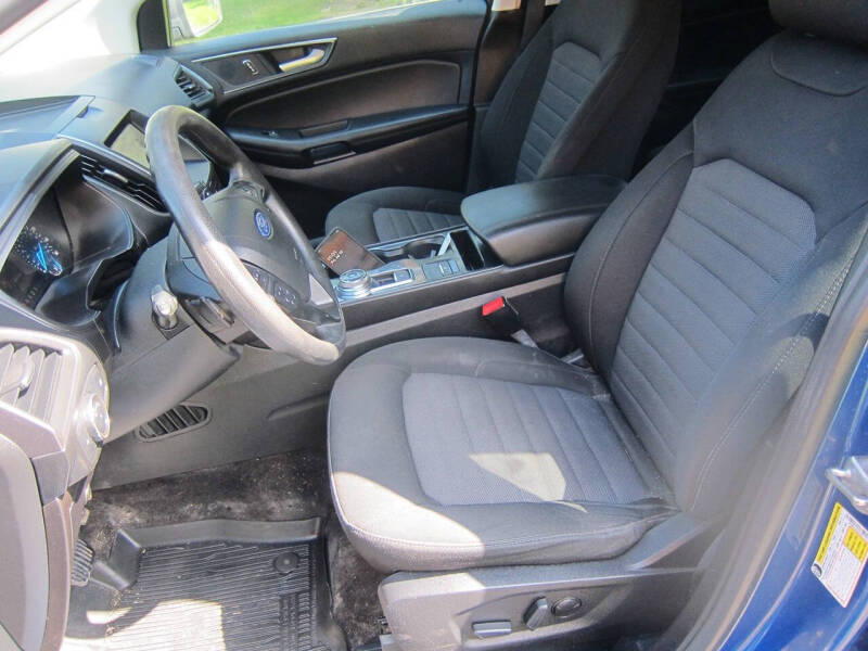 2020 Ford Edge SE