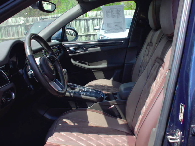 2017 Porsche Macan S