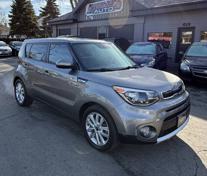 2017 Kia Soul +