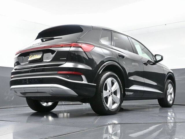 2024 Audi Q4 e-tron quattro Premium 50