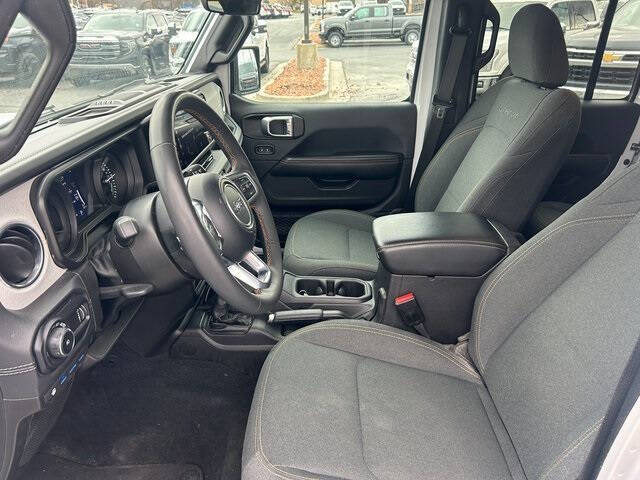 2024 Jeep Wrangler Sahara 4xe