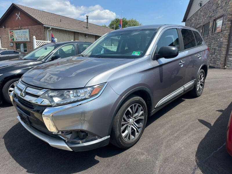 2018 Mitsubishi Outlander ES