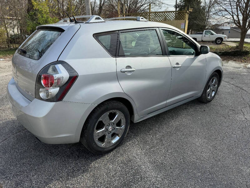 2009 Pontiac Vibe AWD photo 13