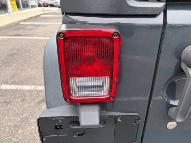 2018 Jeep Wrangler JK Unlimited Willys Wheeler W