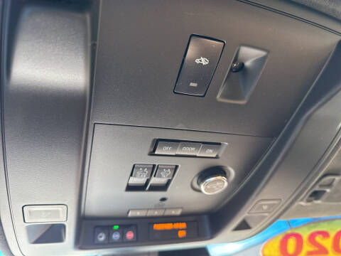 2020 Cadillac Escalade Platinum