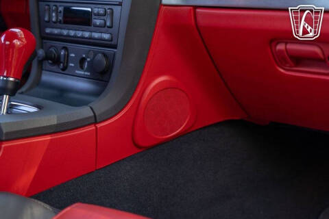 2002 Ford Thunderbird Deluxe