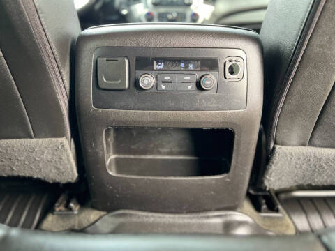 2017 GMC Yukon XL SLT