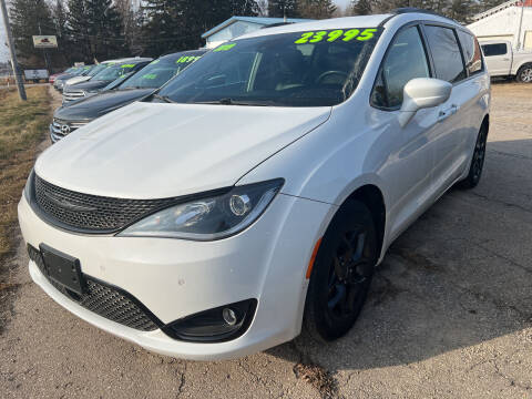 2019 Chrysler Pacifica for sale at Schmidt's in Hortonville WI