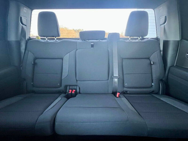 2026 GMC Sierra 1500 Elevation Standard
