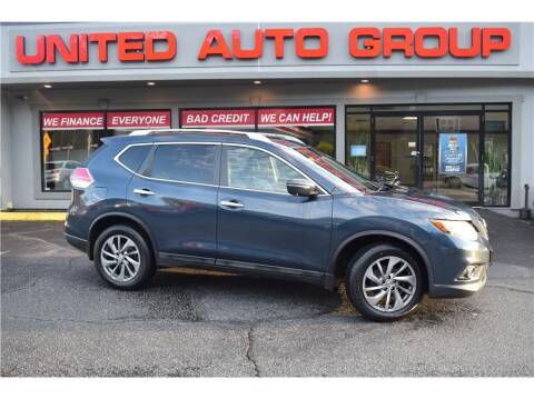 2015 Nissan Rogue for sale at United Auto Group in Putnam CT