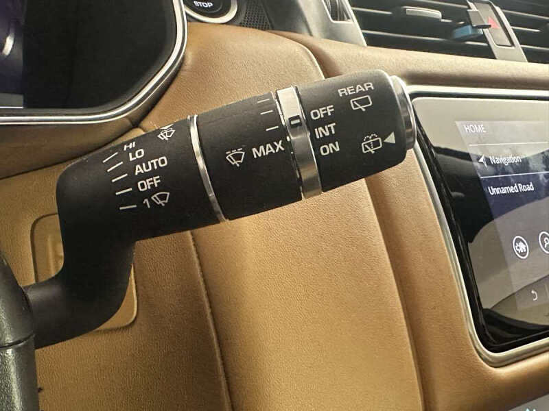 2020 Land Rover Range Rover Sport SVR