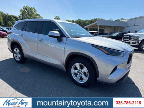 2023 Toyota Highlander L