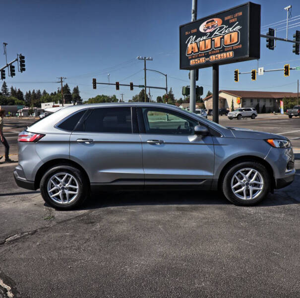 2022 Ford Edge SEL