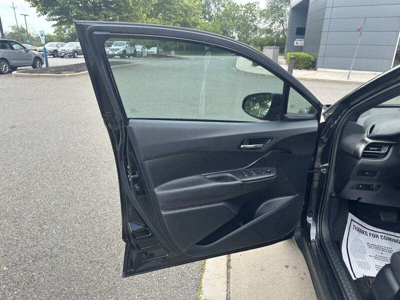 2018 Toyota C-HR XLE Premium