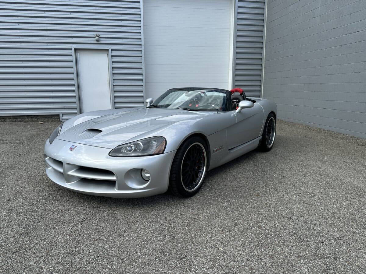 2005 Dodge Viper 63