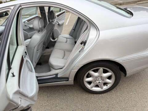 2003 Mercedes-Benz C-Class C 240