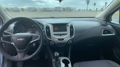 2018 Chevrolet Cruze LS Auto