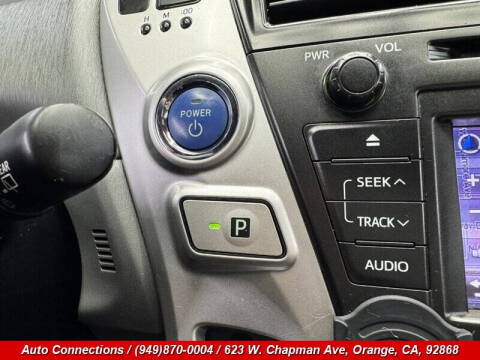 2012 Toyota Prius v Two