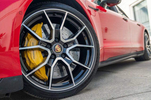 2022 Porsche Taycan 7