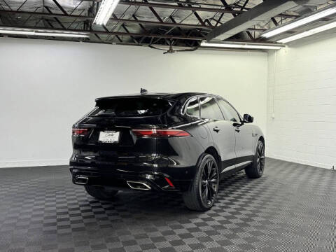 2024 Jaguar F-PACE P400 R-Dynamic S
