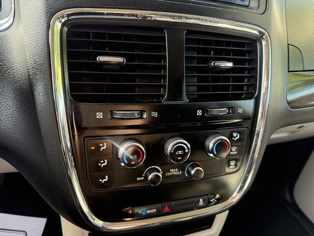 2013 Dodge Grand Caravan SXT