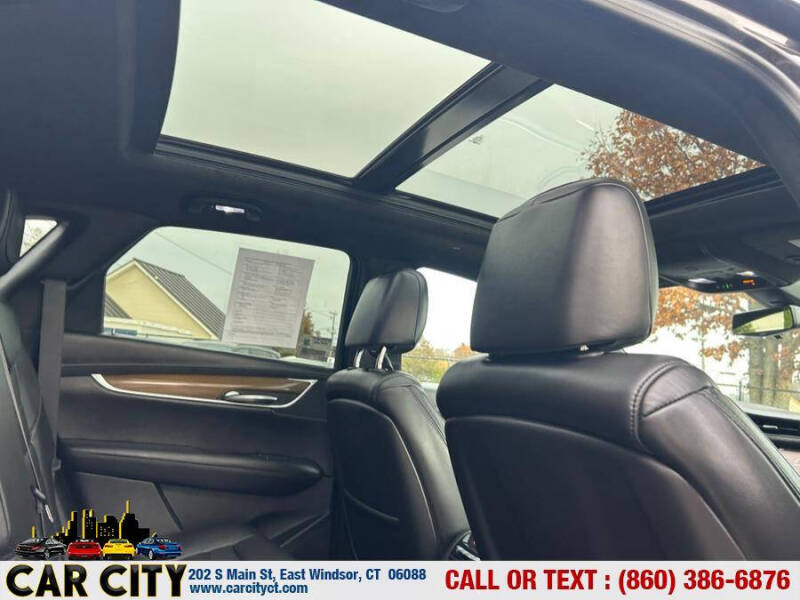 2017 Cadillac XT5 Platinum