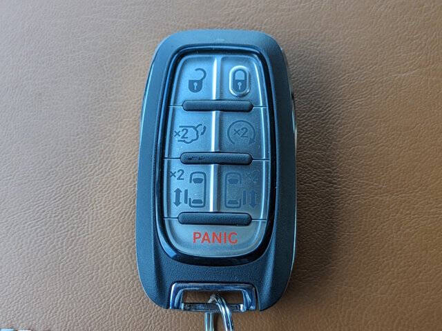 2026 Chrysler Pacifica Pinnacle