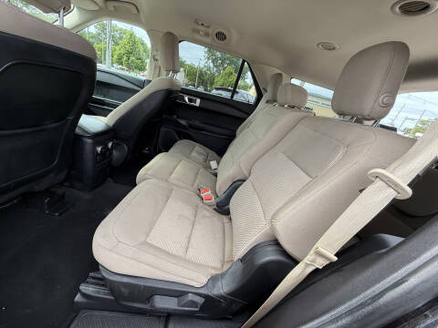 2020 Ford Explorer