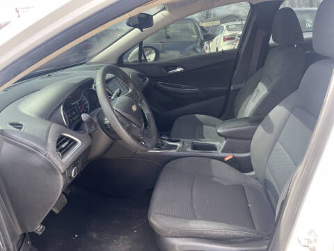 2017 Chevrolet Cruze LT Auto