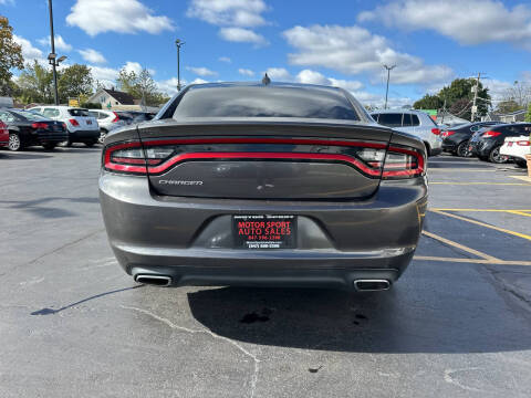 2016 Dodge Charger SXT