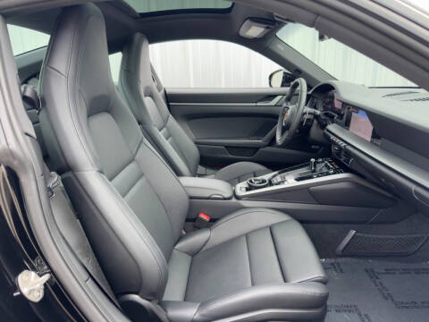 2025 Porsche 911 Carrera