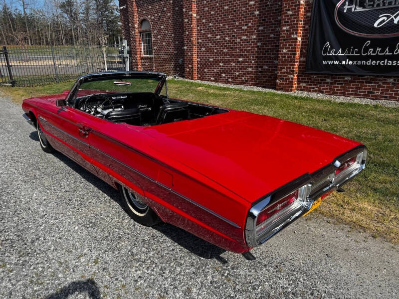 1964 Ford Thunderbird