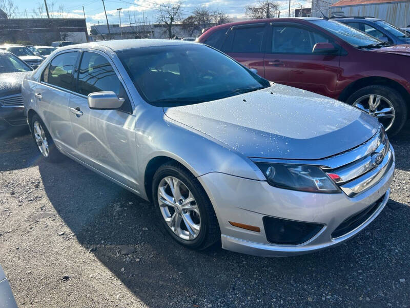 2012 Ford Fusion SE photo 4