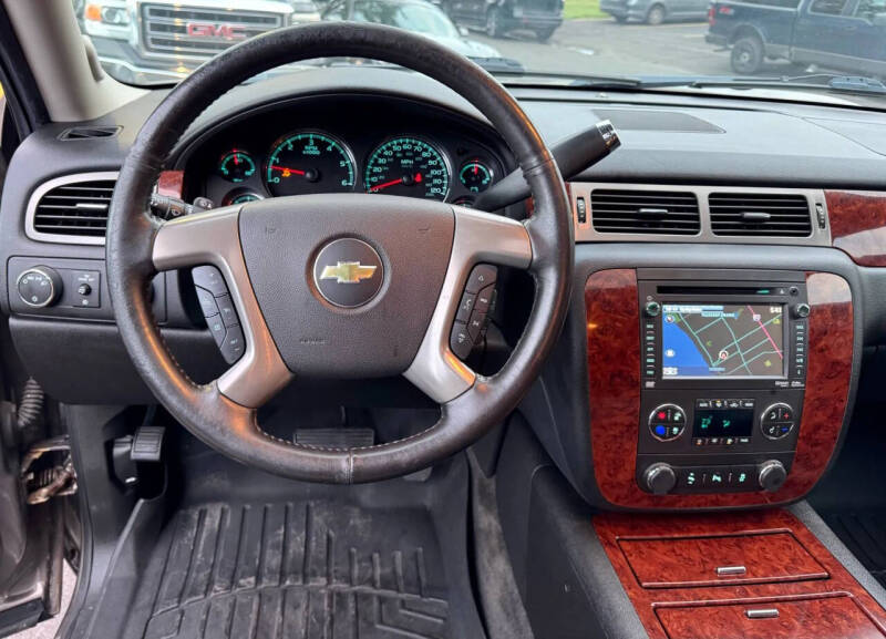 2013 Chevrolet Suburban LTZ