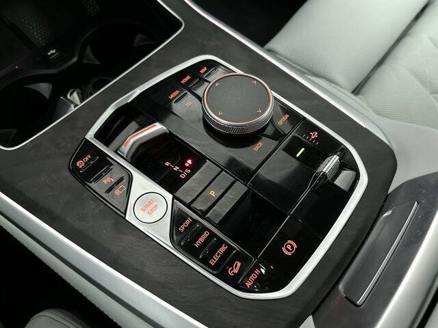 2025 BMW X5 xDrive50e